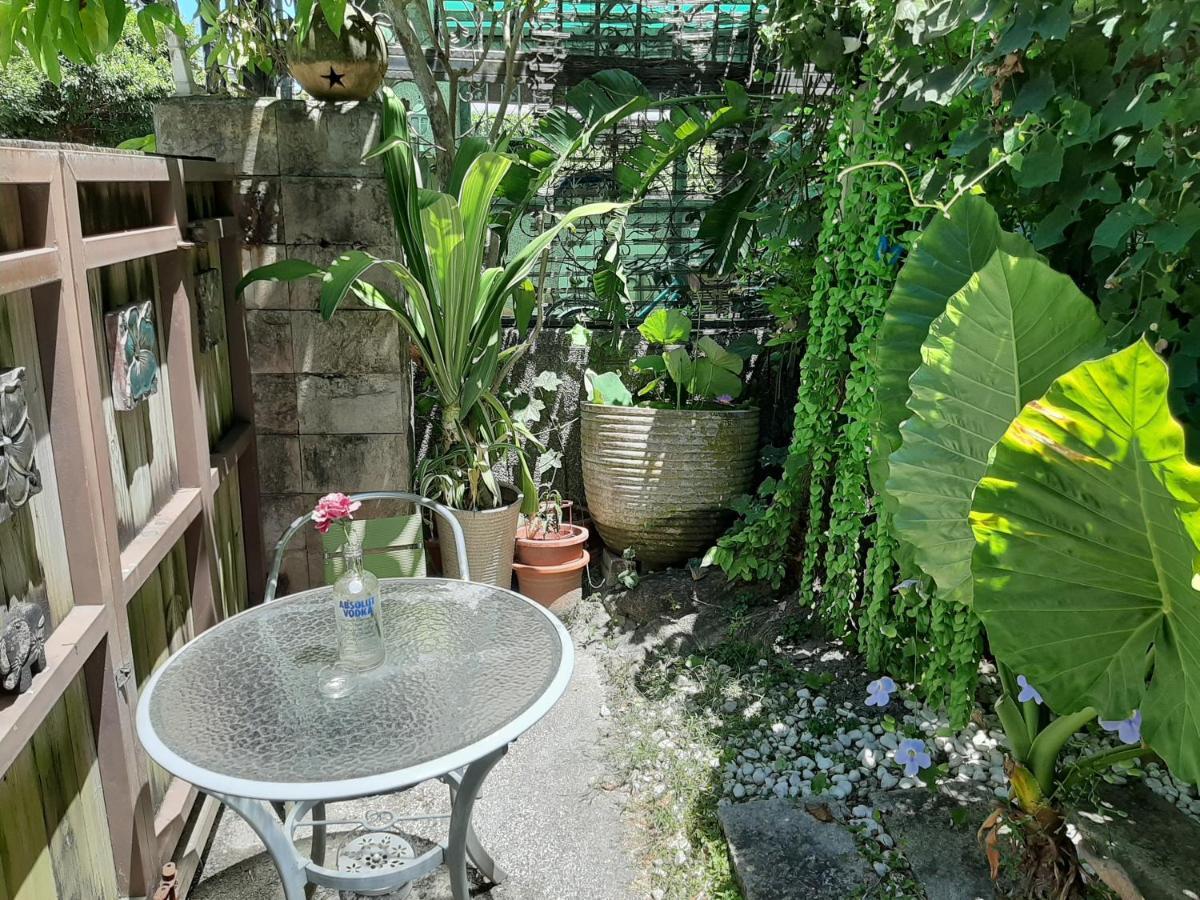 Ferienwohnung Bali House Hualien Exterior foto